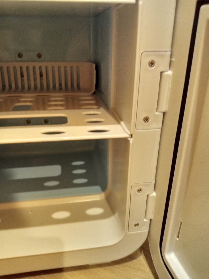 ミニ冷蔵庫　冷温庫　20L収納