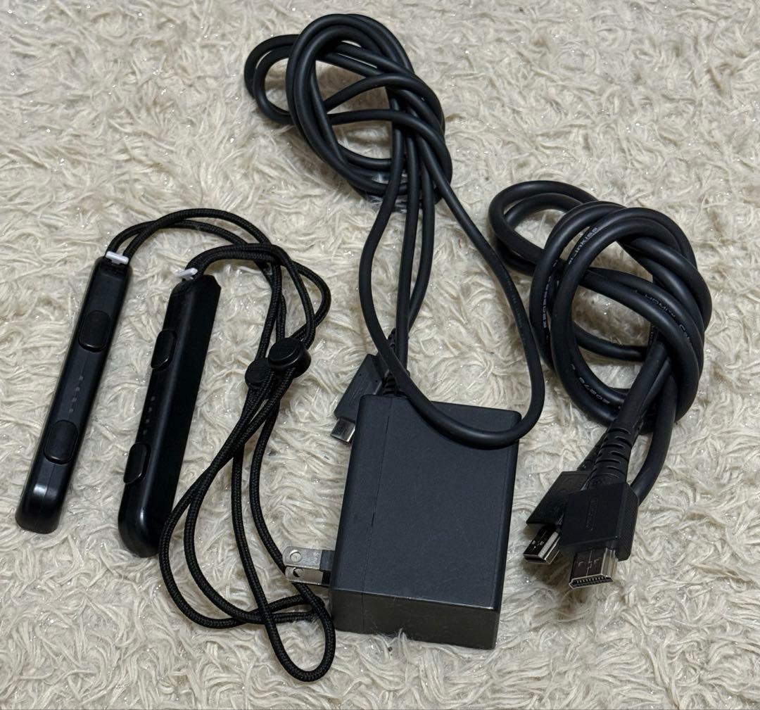 任天堂Switch バッテリー強化版＋Ring Fit Adventure