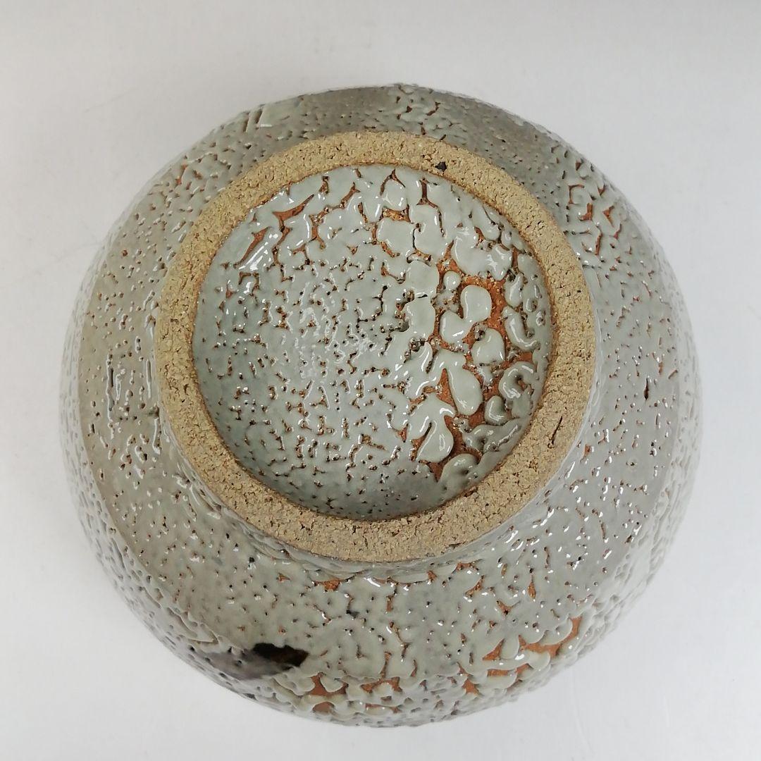 Ｗ１４２　茶碗　『肥前黒牟田焼』『鉄絵草花文』『丸田正美 造』　共箱　茶道具