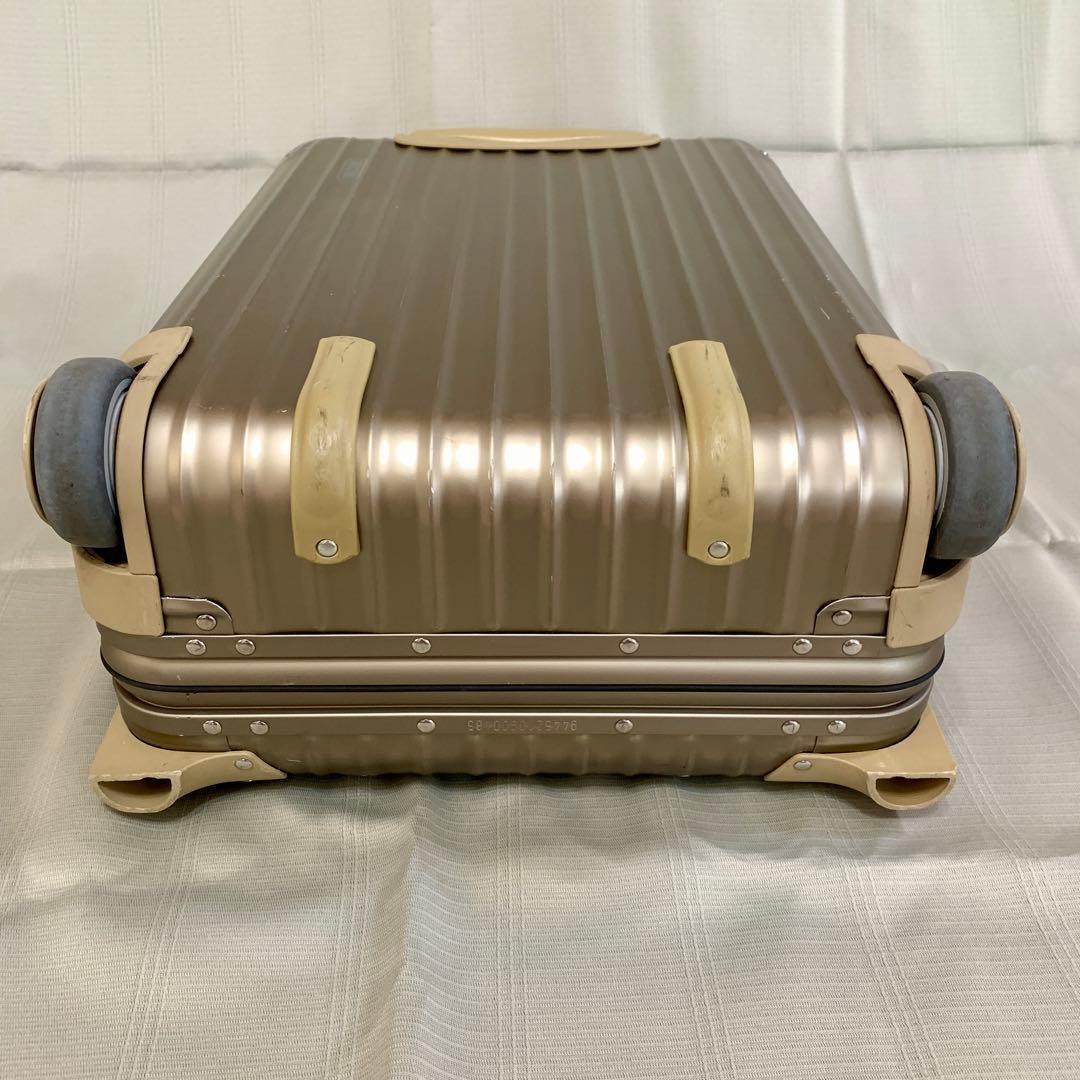 RIMOWA リモワトパーズプレミアム チタンゴールド 32L 2輪