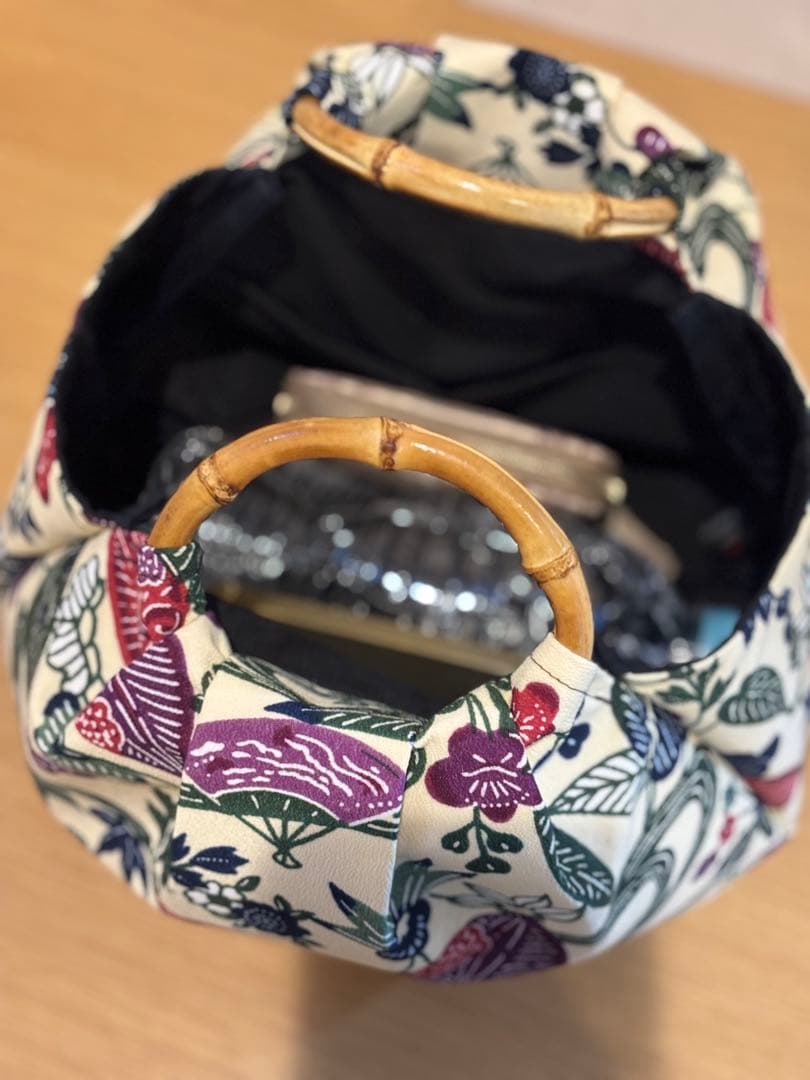 和装バック着物バック琉球紅型・琉球柄・流水柄（白）入学卒業結婚七五三振袖お宮参り