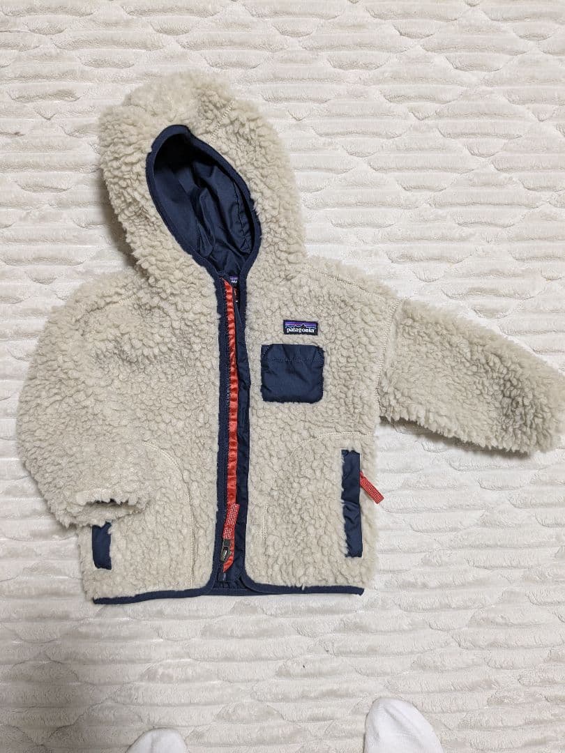 【値下げ！新品未使用】Patagonia フリースアウター 12-18M