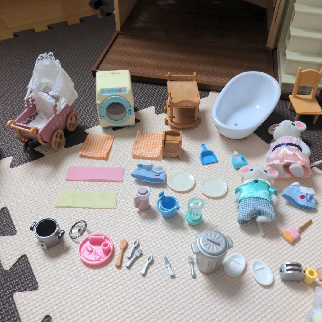 シルバニアファミリー　赤い屋根の大きなお家ギフトセット