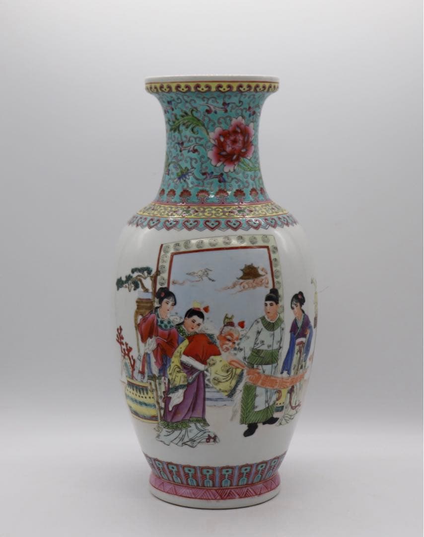 中国　大清乾隆年製銘　粉彩人物紋大瓶　送料込み0229