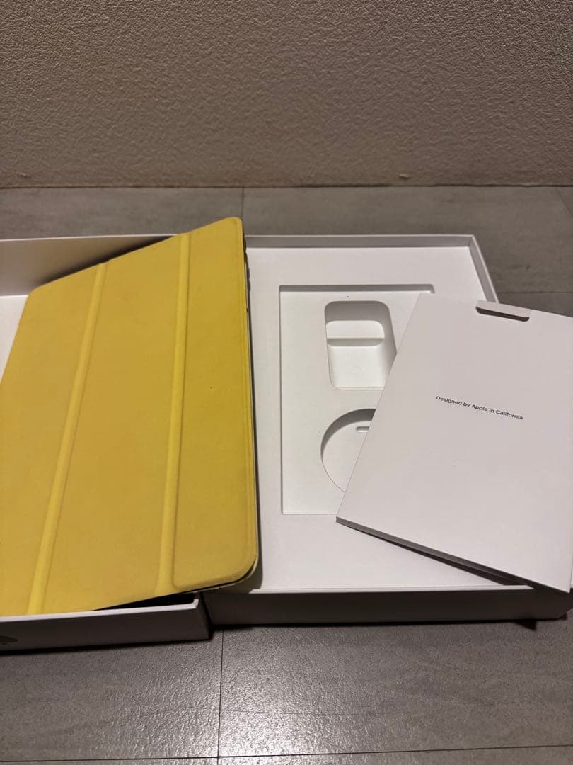 iPad (第8世代) シルバー 10.2インチ 本体