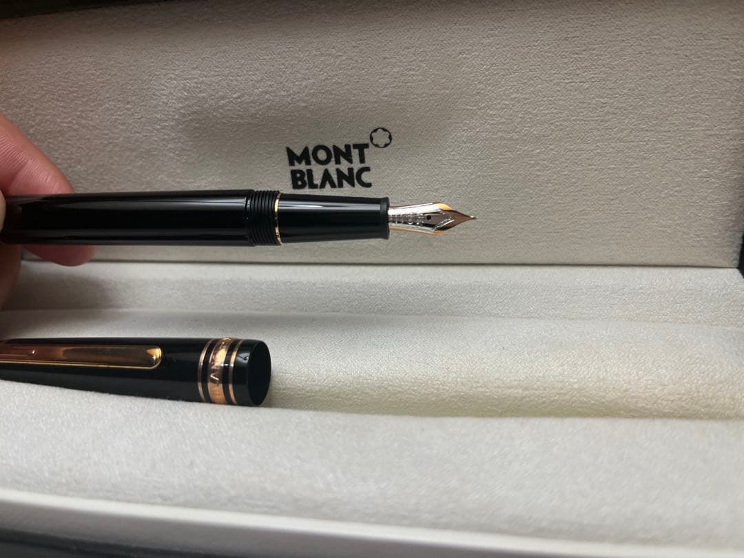 MONTBLANC 万年筆 専用ケース付き