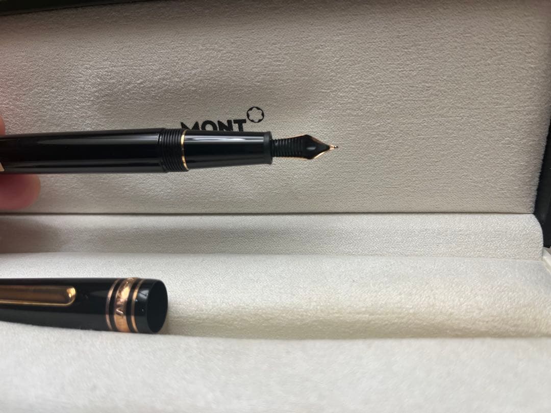 MONTBLANC 万年筆 専用ケース付き