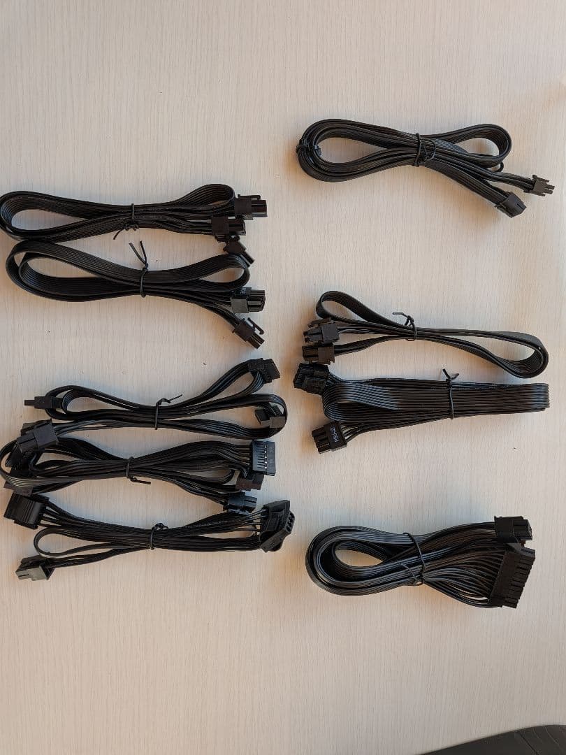 THERMALRIGHT TR-KG850 850W 電源ユニット