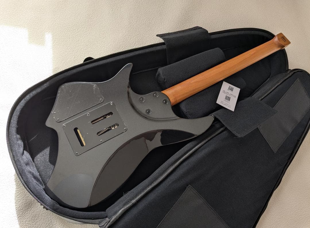 新品 Futra FZH-500T ヘッドレス ステンレスフレット エボニー指板