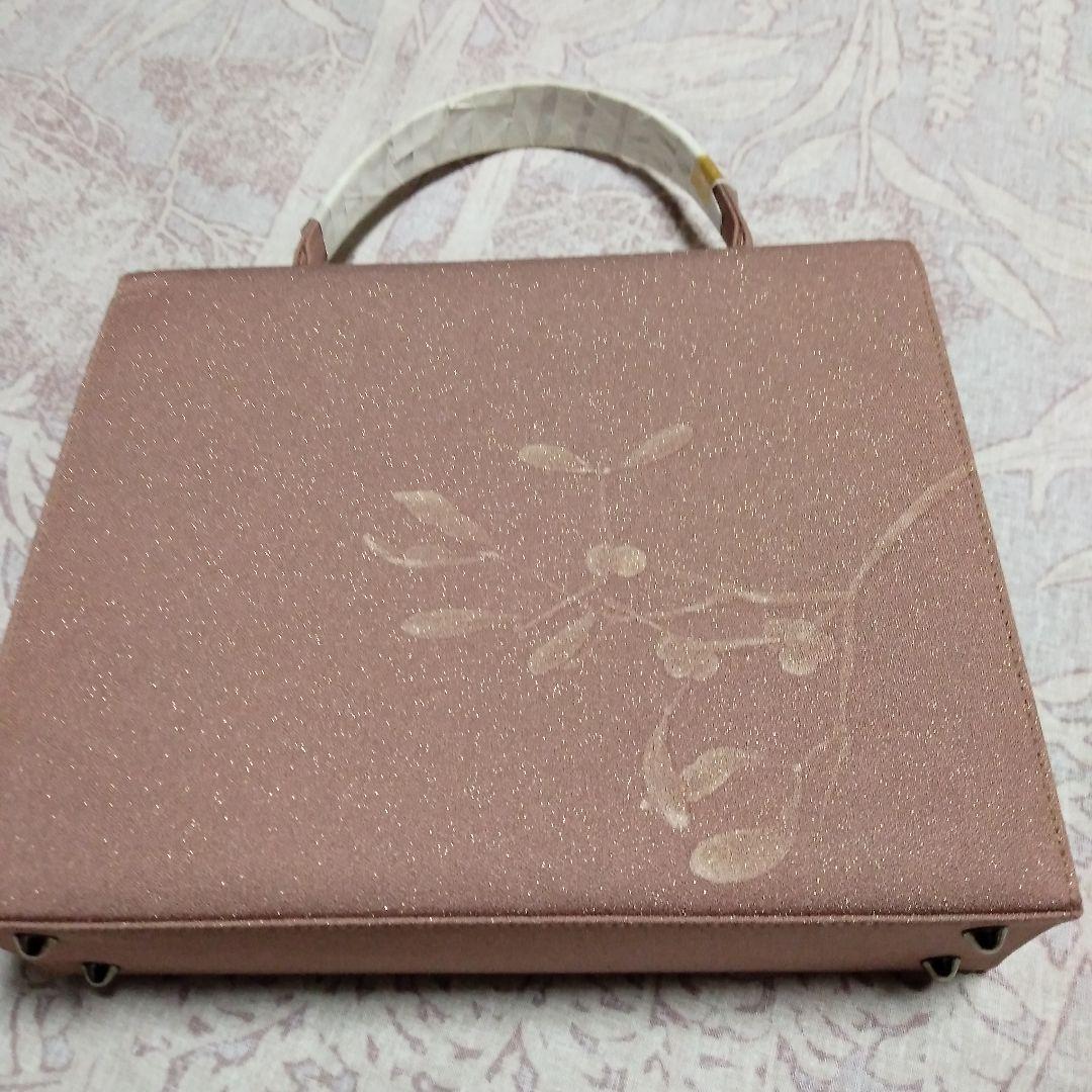 【k_kayoko】岡重　ロカティ社とコラボレーション