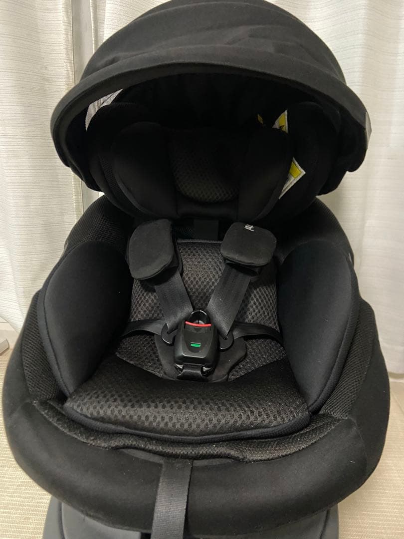コンビ ホワイトレーベル The S plus ISOFIX エッグショック