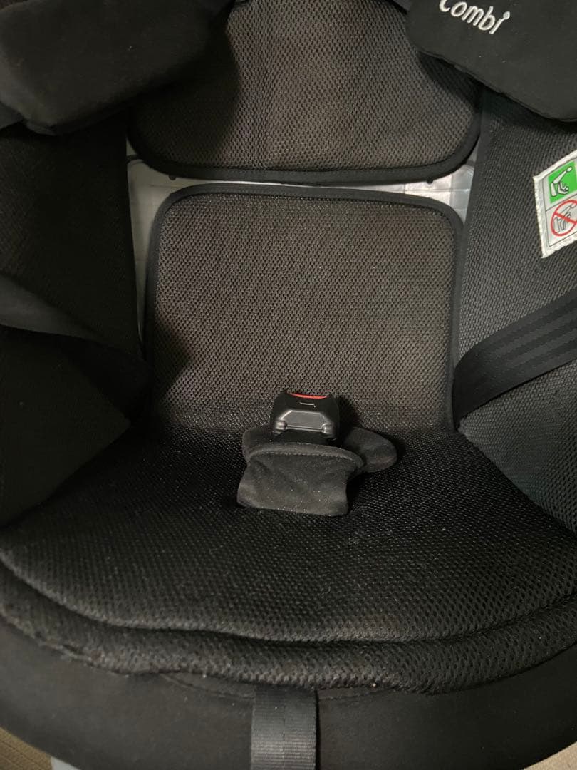 コンビ ホワイトレーベル The S plus ISOFIX エッグショック