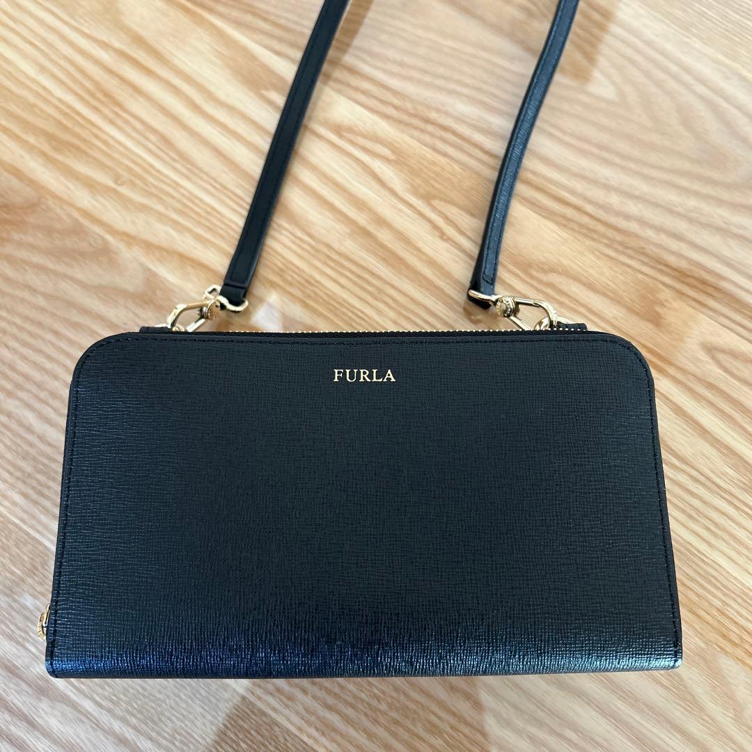 極美品　FURLA リーヴァ 2way ウォレットショルダーバッグ　ブラック