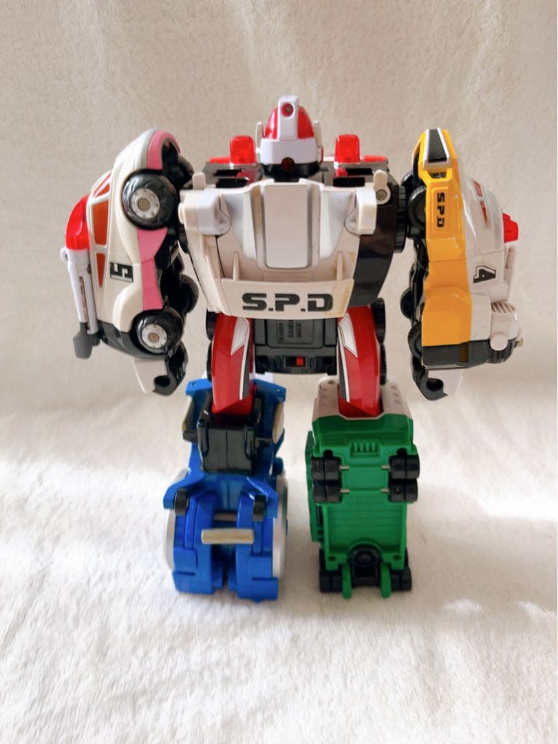 ①特捜戦隊デカレンジャー　DX特捜合体デカレンジャーロボ