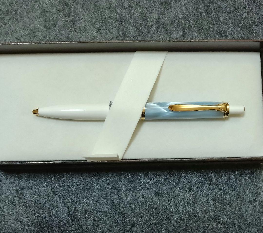 Pelikan ボールペン K200 パステルブルー