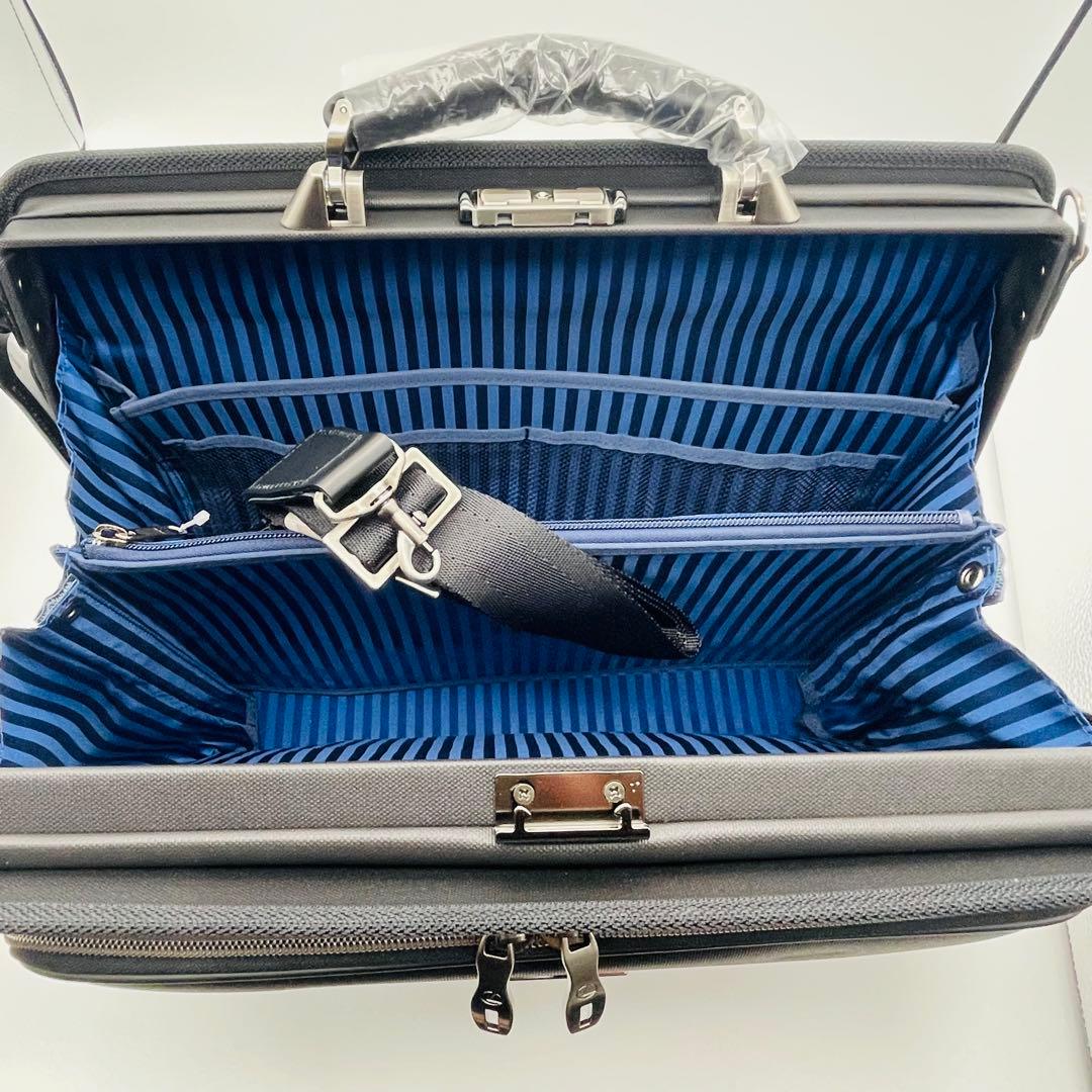 【未使用】LEXUS レクサス　キャリーケース　ビジネスバッグ　2点セット　黒