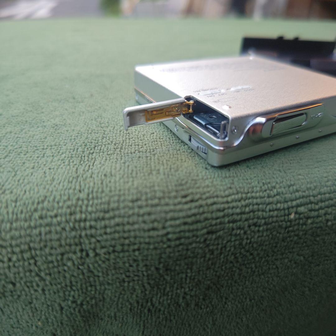 ソニー　ポータブルMDレコーダー　MZ-R900　乾電池用充電器セット