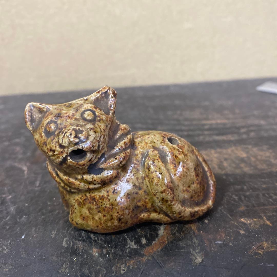 ネコ形 陶器 装飾品