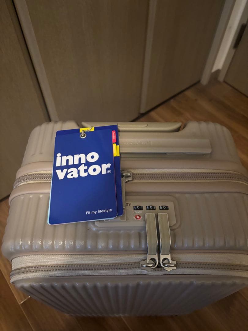スーツケース イノベーター inv50 カフェラテ