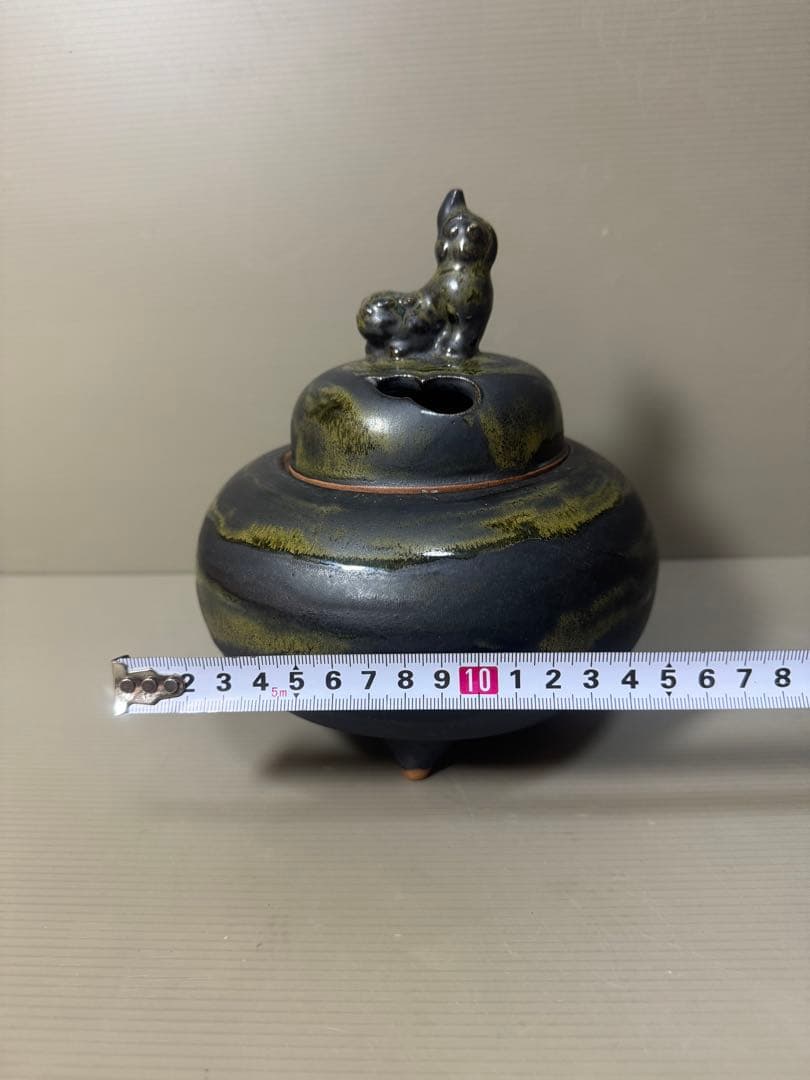 2205 有田焼　正右衛門窯　岩崎正作　天目釉掛け　獅子　香炉　未使用