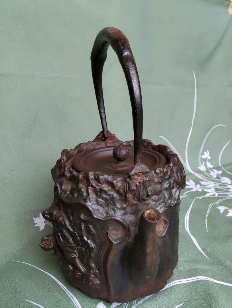 骨董　鉄瓶　大國