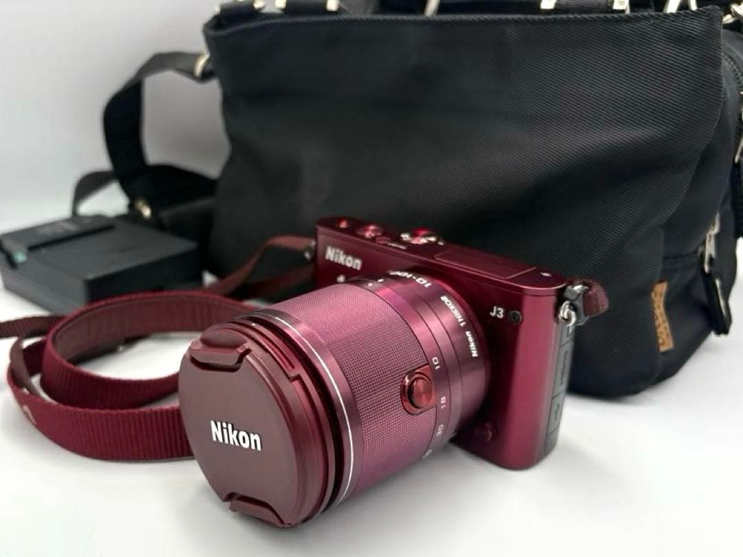 Nikon 1 J3 ミラーレス一眼　デジカメ