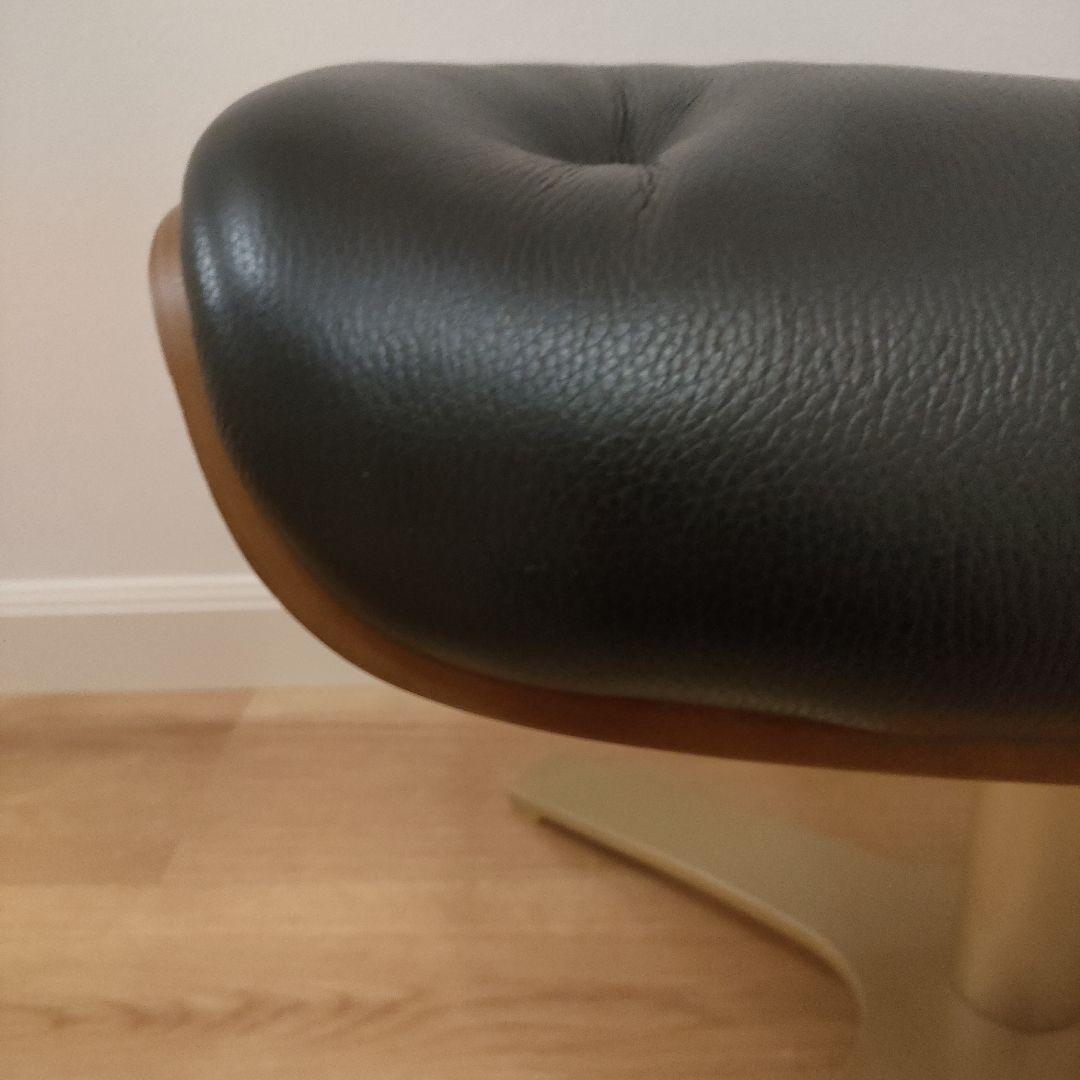 ニトリ　スツール　オットマン　黒　　木目　皮革　マーシャル　 パーソナルチェア