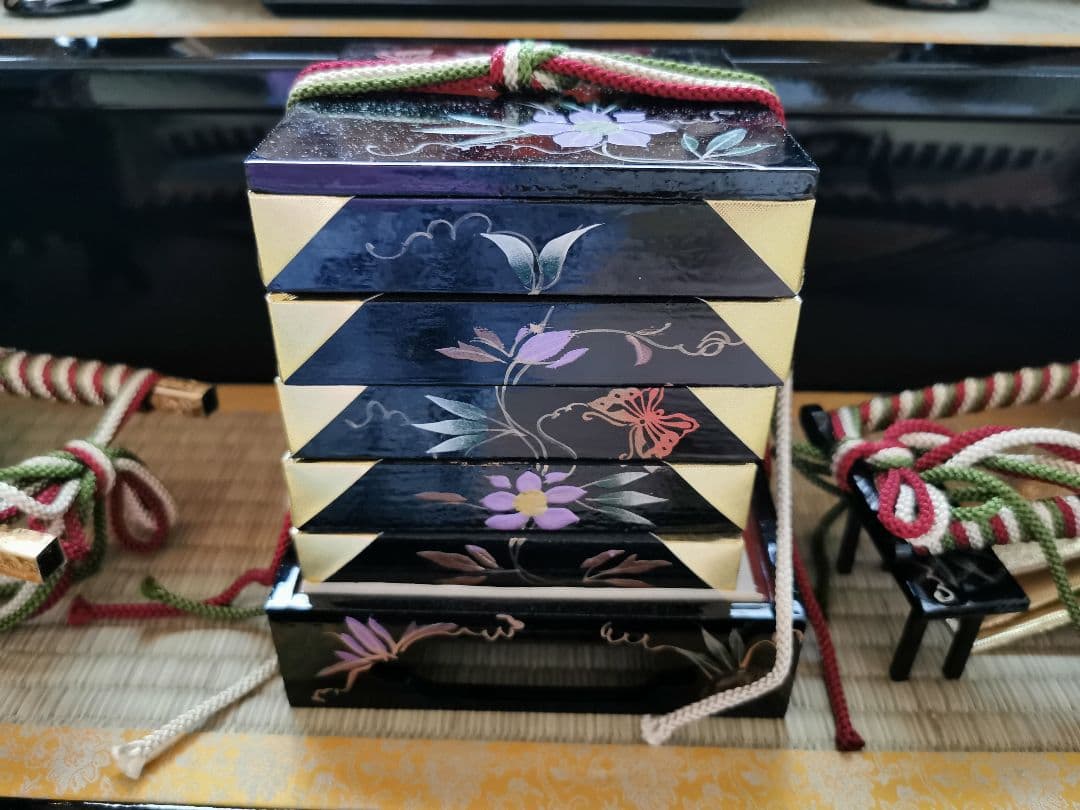 雛人形三段飾り①