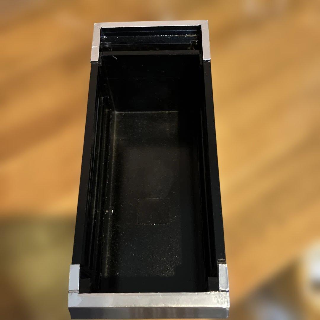 デコトラ、黒色のデカ箱出品、1／32大型ダンプ用