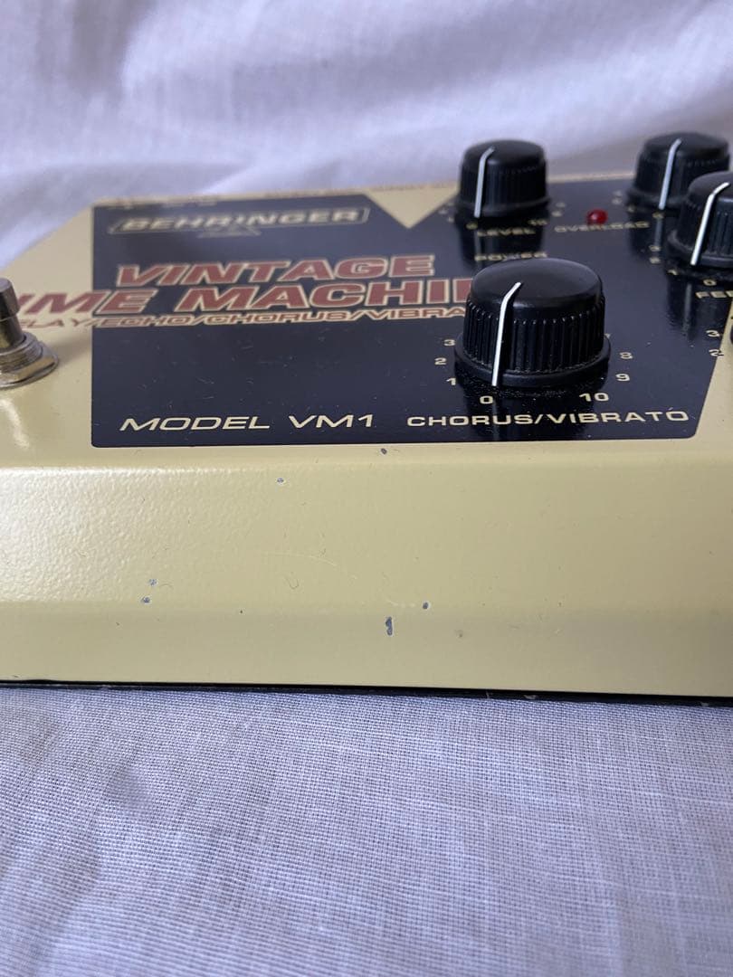 ギター BEHRINGER VINTAGE TIME MACHINE MODEL VM1