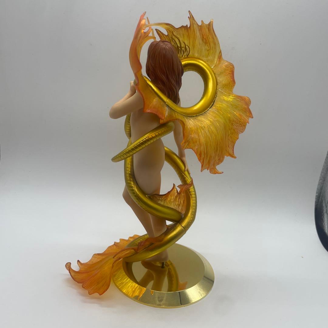 Julie Bell ゴールデンラバー　YAMATO