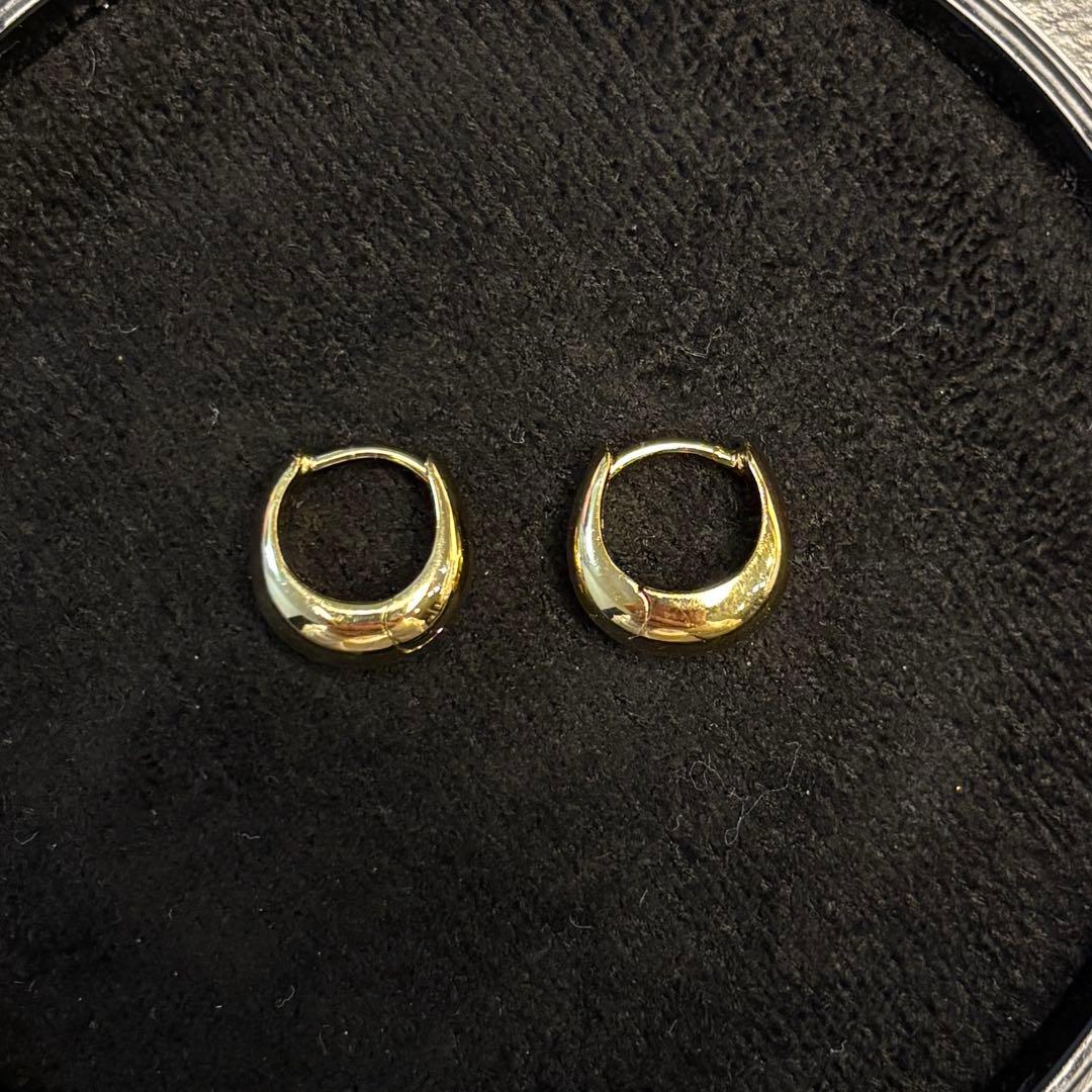 TOM WOOD Ice Huggie フープピアス