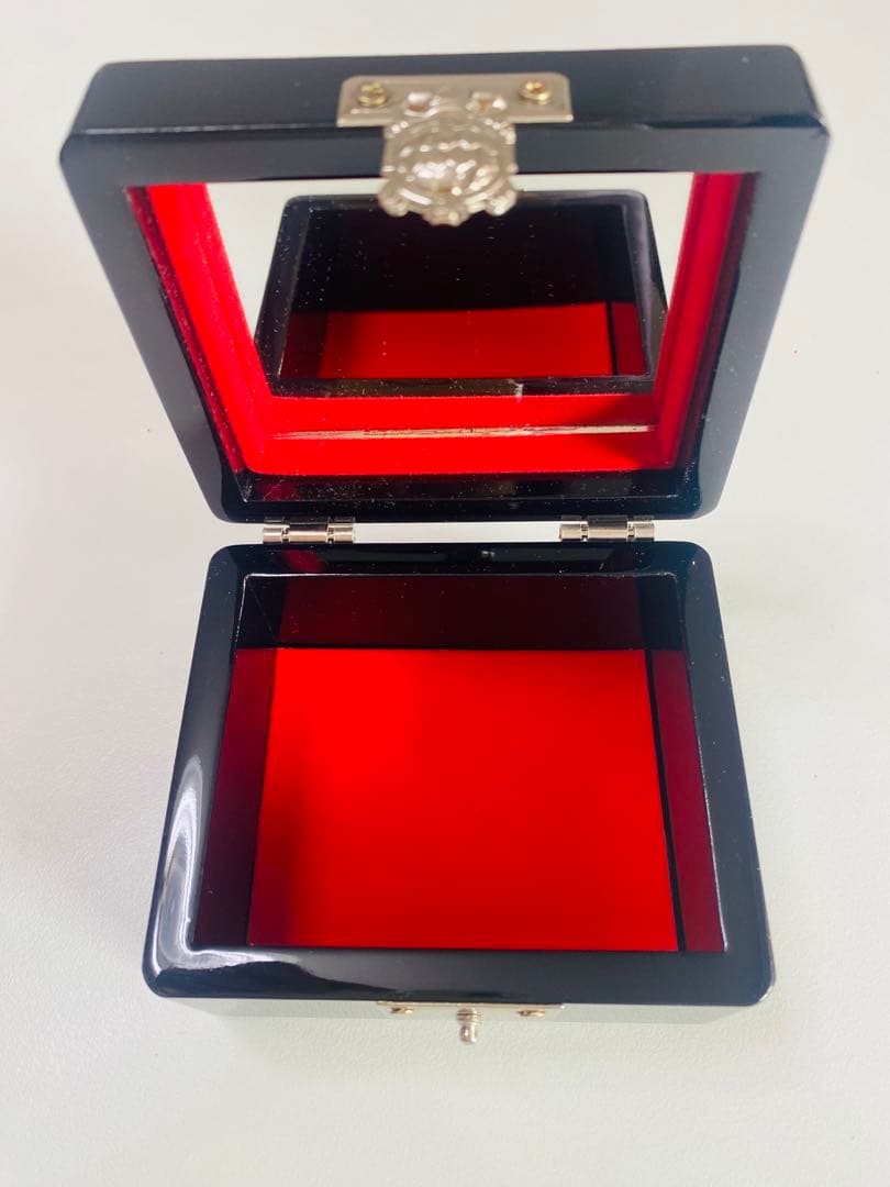 貝殻細工 韓国の伝統ゴージャスなジュエリーボックス　宝石箱　鏡付き