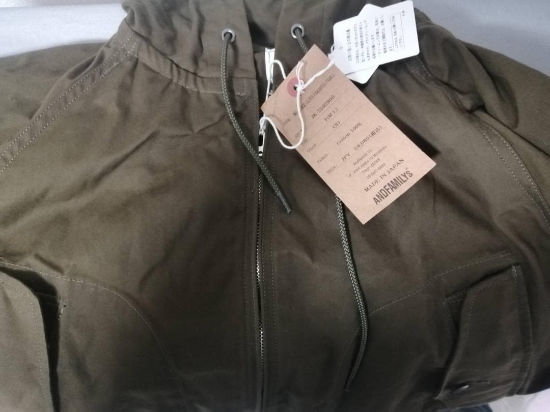 ANDFAMILYS ウェザー クロス パラフィン パーカー \"オリーブドラブ\"