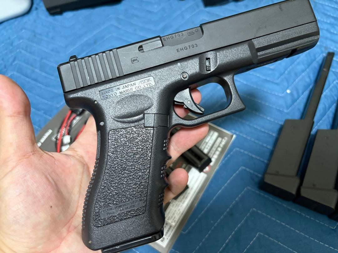 東京マルイ グロック Glock 18C 電動ガン SBD組み込み済 オマケ多数