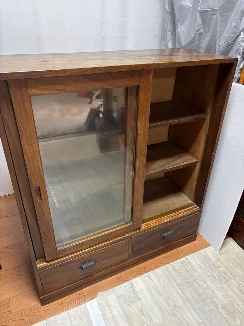 レトロ　アンティーク　飾り棚　キャビネット　古民家　食器棚　ガラス棚　カフェ