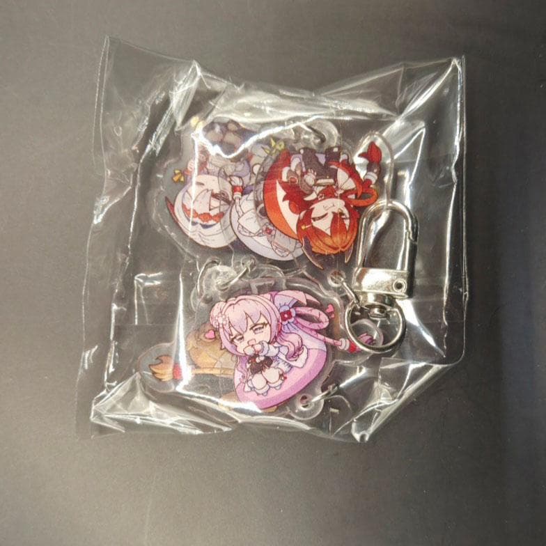 NIKKE レッドフード スタンドキーリング ゆらゆら ロングキーリング