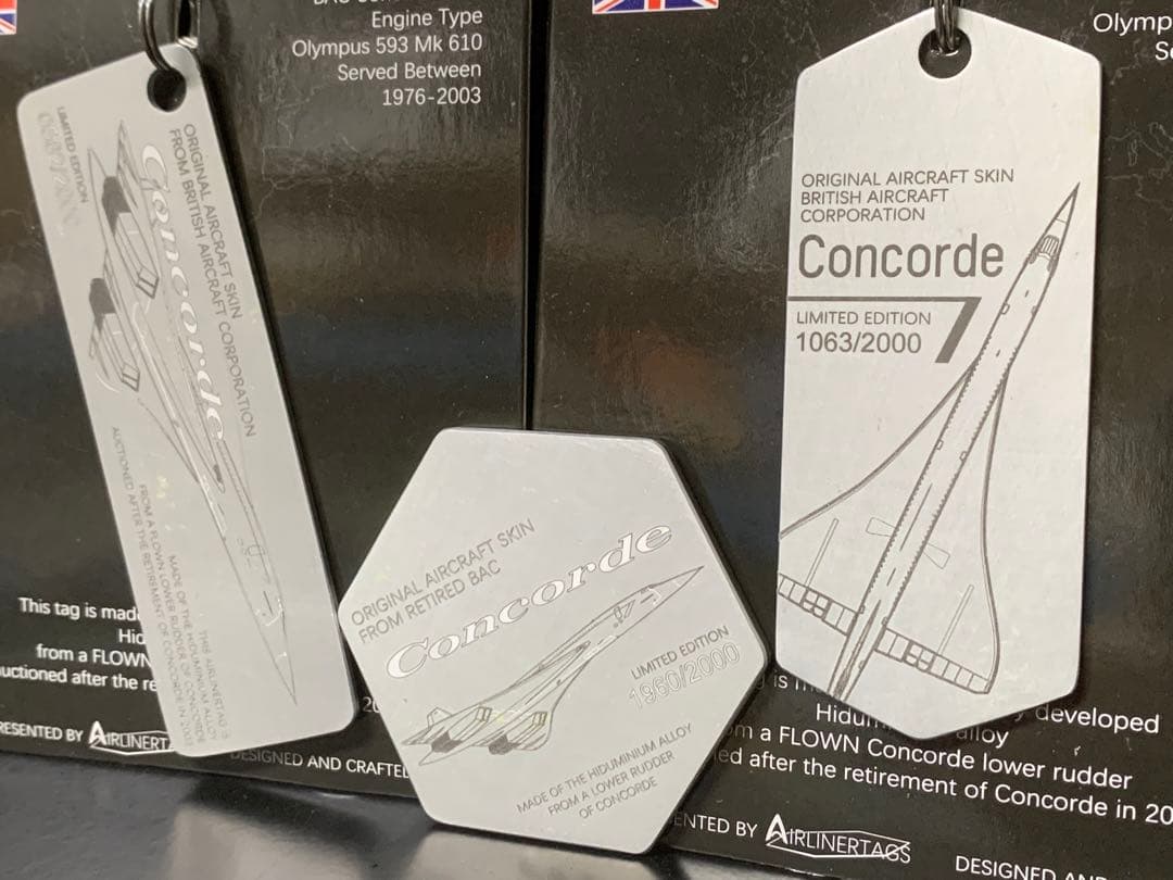 超音速旅客機 コンコルド 垂直尾翼 タグ 六角形 裏彫刻 英国航空 実機 飛行機
