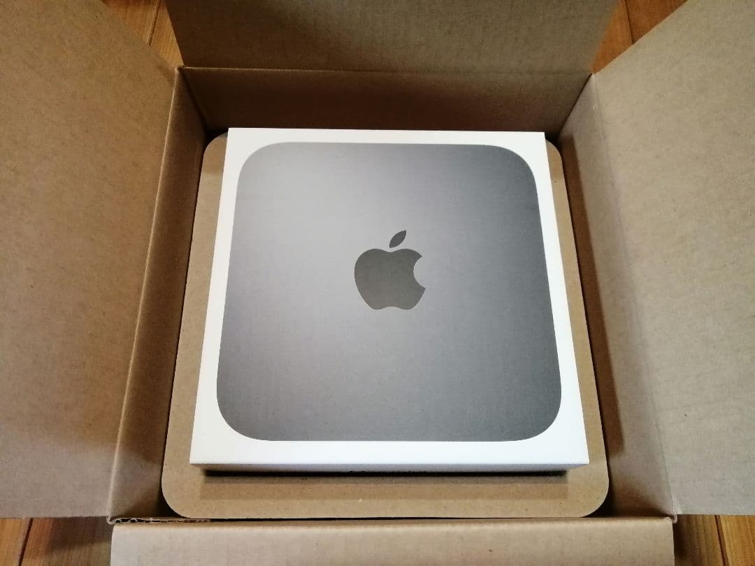 Apple Mac mini2018 スペースグレー