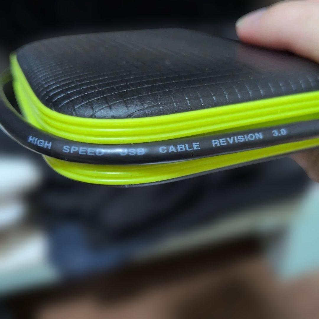 Silicon Power Armor A30 外付けHDD　4TB