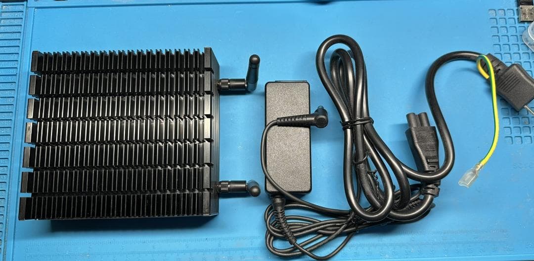 【Windows11】Skynew ファンレス 静音 ミニPC 品番 K4