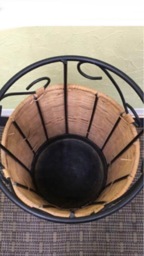 ヴィンテージ♦️高級ラタン♦️アイアンデザイン♦️長物収納 傘立て ゴミ箱に♦️送料込