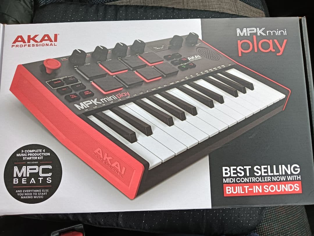 AKAI MPK mini play MK3 内蔵スピーカー付き