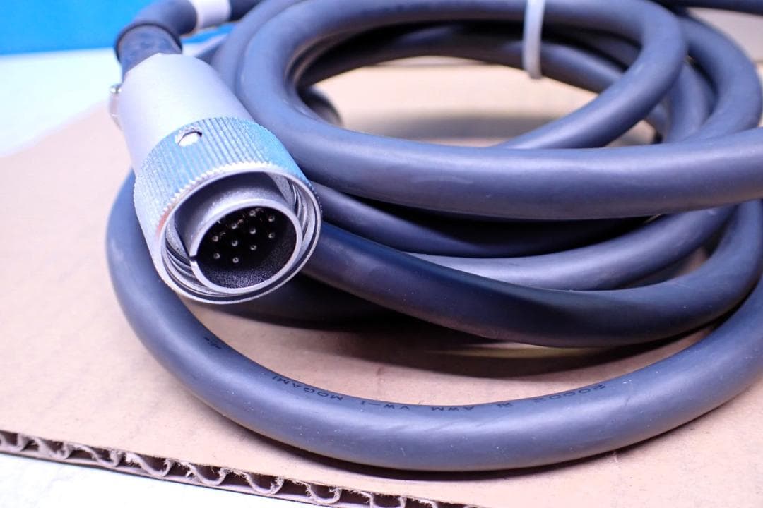 M1267#Victor カラービデオカメラ CV-2004 本体 ケーブル付き