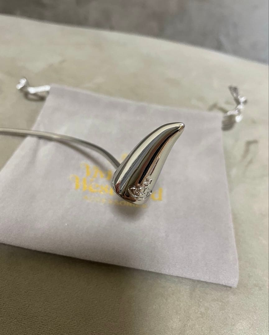 Vivienne Westwood ヴィヴィアン ホーンティアラ シルバー