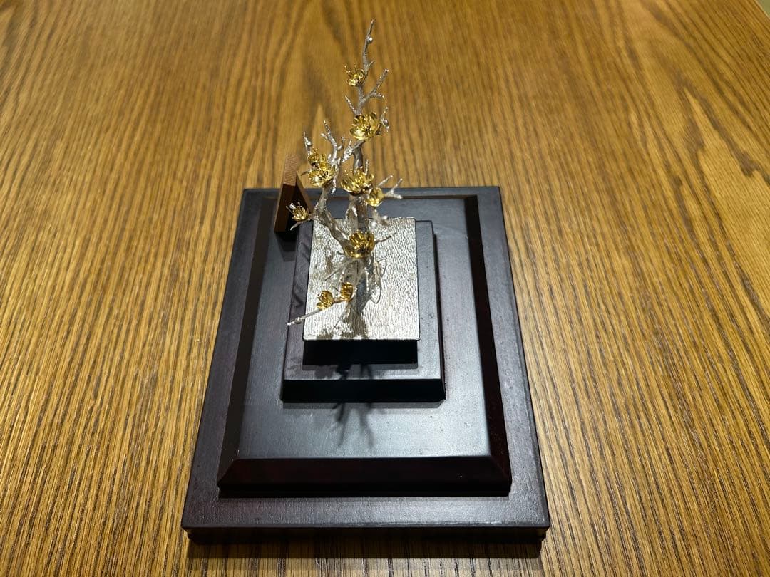 純銀　梅　光則作　純銀製梅　飾り　純銀飾り　梅　銀細工　日本工芸品　工芸品レア