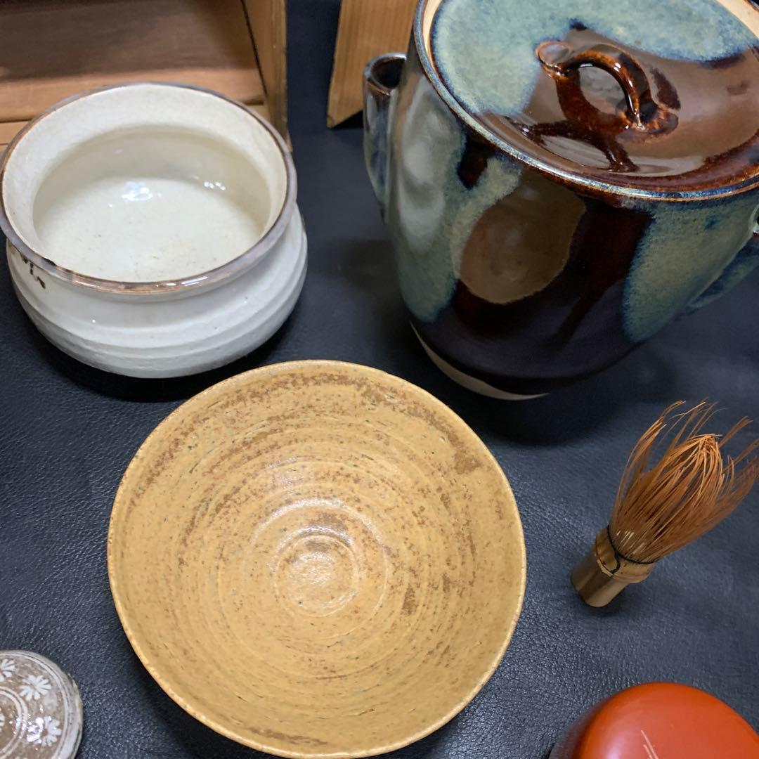 茶箱　茶道具セット　古物　歴史　棗　茶碗　水差し　茶灼　銘有