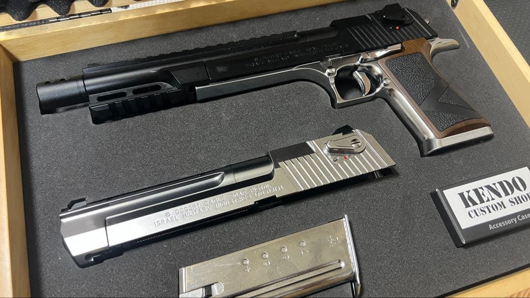 東京マルイ ライトニングホーク箱付き バイオハザードRE2