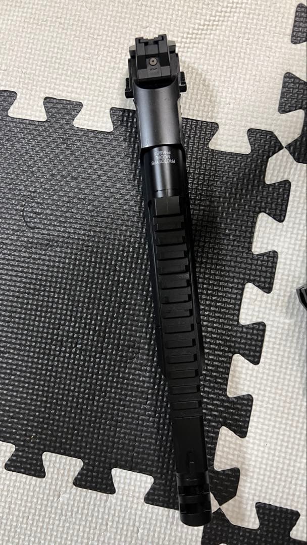 東京マルイ ライトニングホーク箱付き バイオハザードRE2