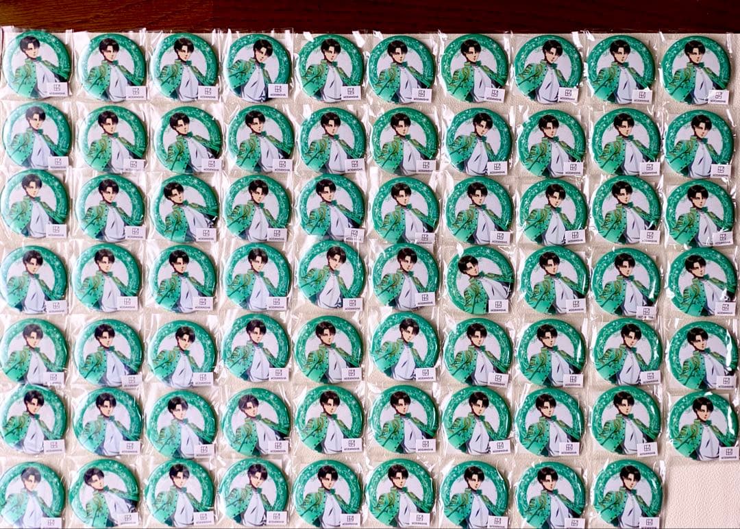 進撃の巨人 リヴァイ エスクリ 缶バッジ 69点＋おまけ